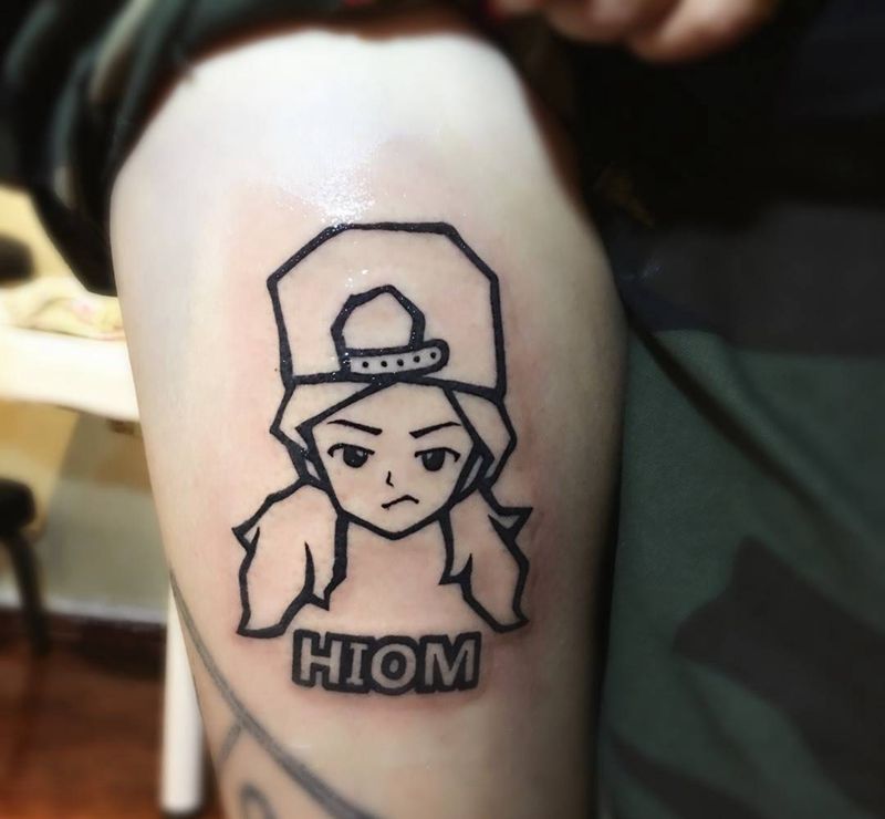 钩钩的钩钩纹身图片_成品腿部图腾清新纹身图案