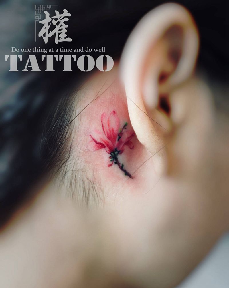 木棉花纹身图片_颈部水彩纹身图案