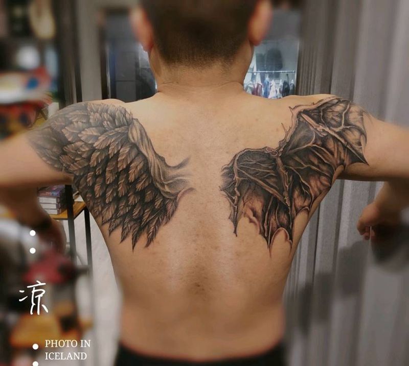 原创翅膀修改纹身图片_背部纹身图案