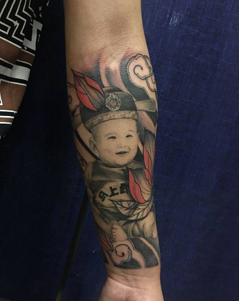 小臂肖像牡丹纹身图片