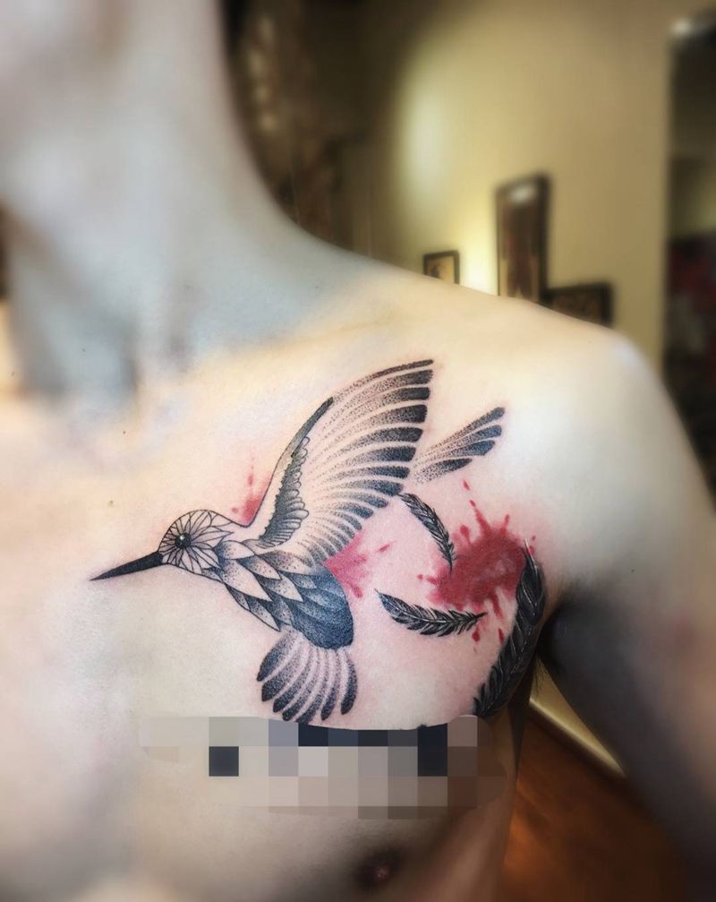 蜂鸟（遮盖修改加图）纹身图片_胸部清新动物成品纹身图案