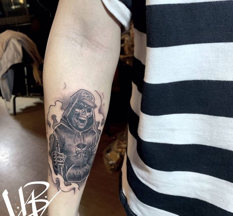 大烟杆纹身图片_New School纹身图案