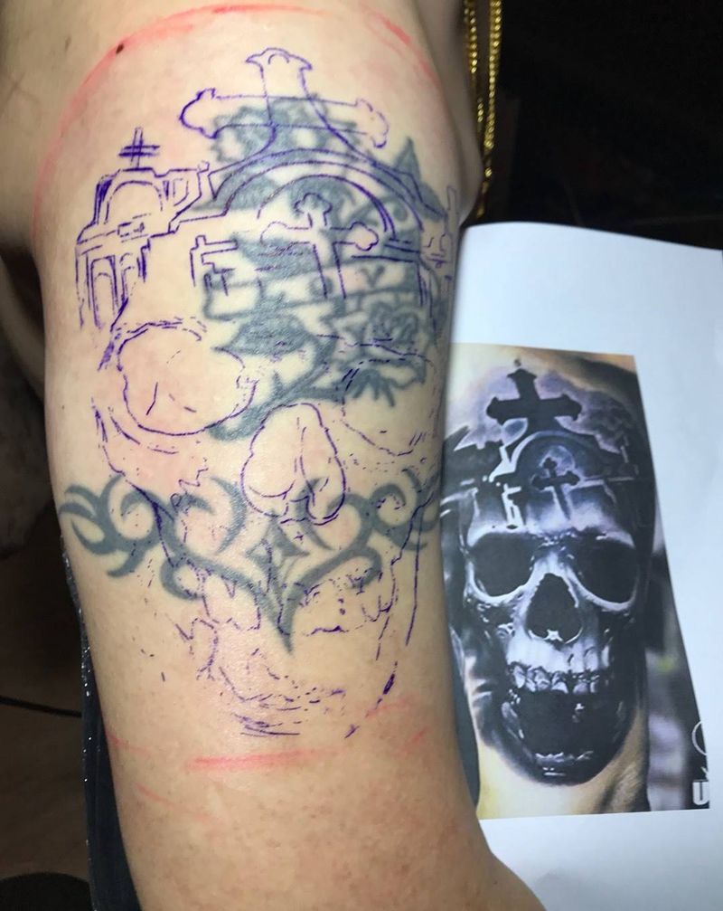 大臂遮盖纹身图片