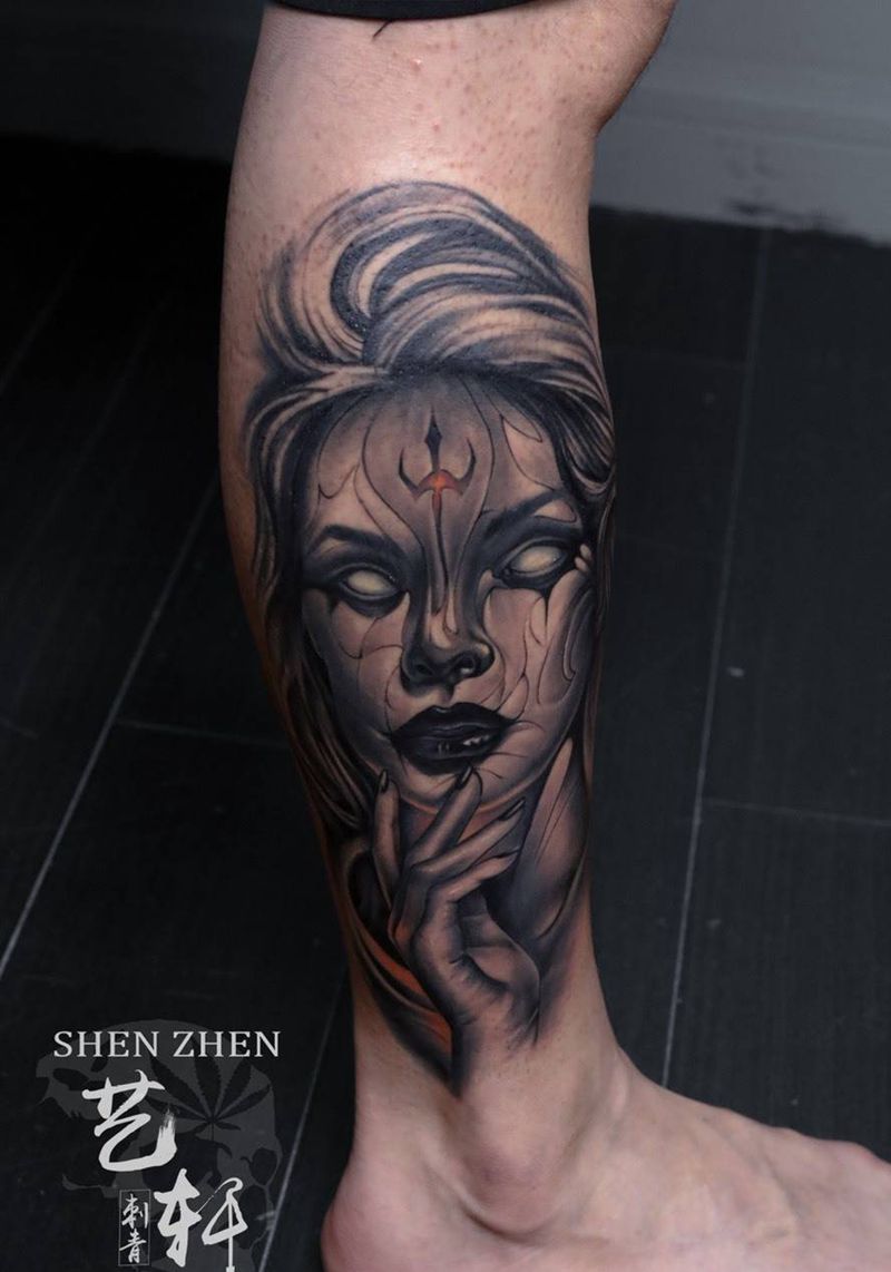 欧美小腿纹身图片_成品腿部欧美人物鬼神手稿纹身图案