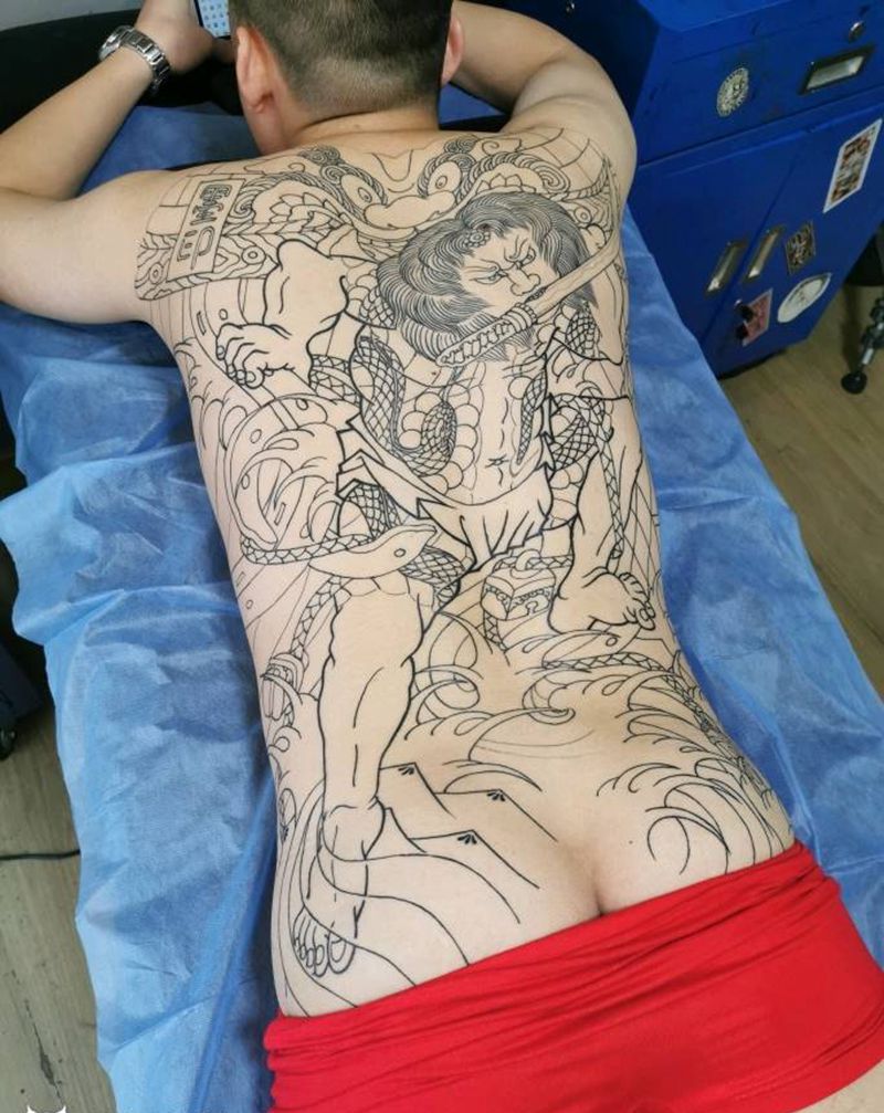 日式满背 局部纹身图片_背部老传统日式满背纹身图案