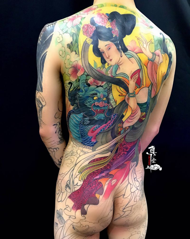 祥瑞纹身图片_背部新传统纹身图案