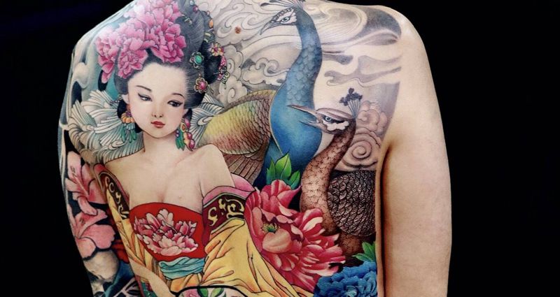 仕女图纹身图片_背部新传统纹身图案