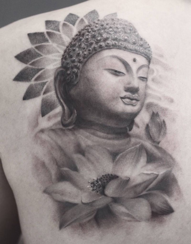 背部佛头纹身图片_背部欧美写实纹身图案