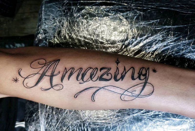 小图纹身图片_手臂手部花体字纹身图案