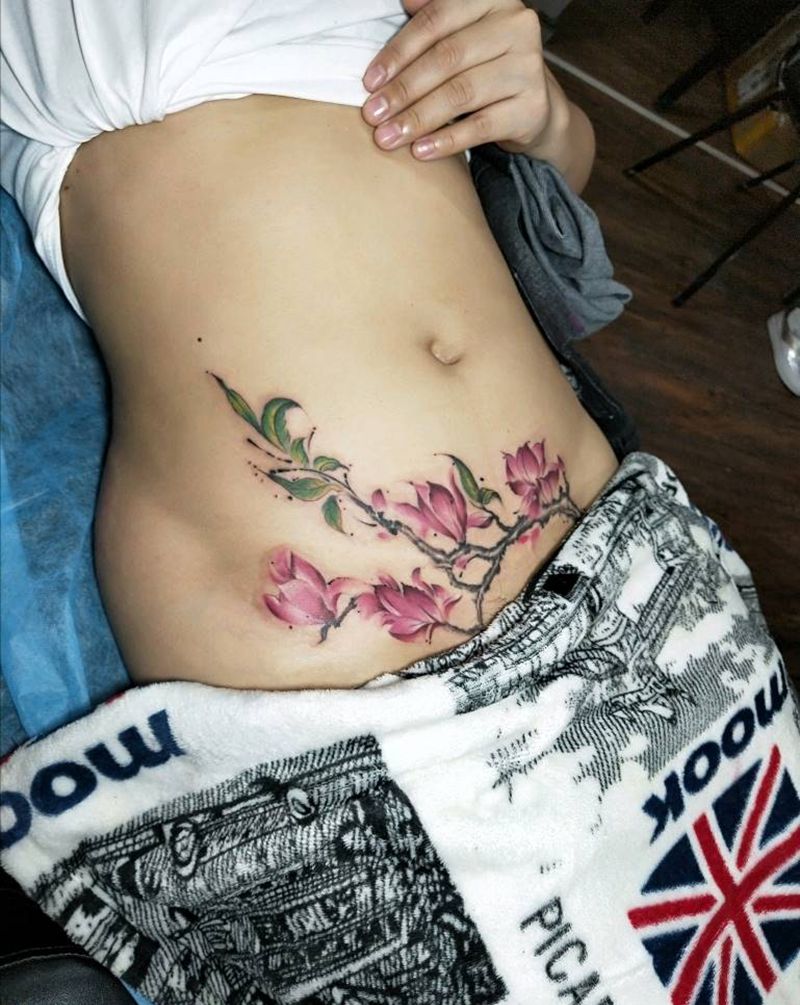 盖剖腹产疤纹身图片_腹部纹身图案