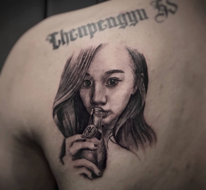 肖像纹身图片_背部成品欧美写实肖像人物原创纹身图案