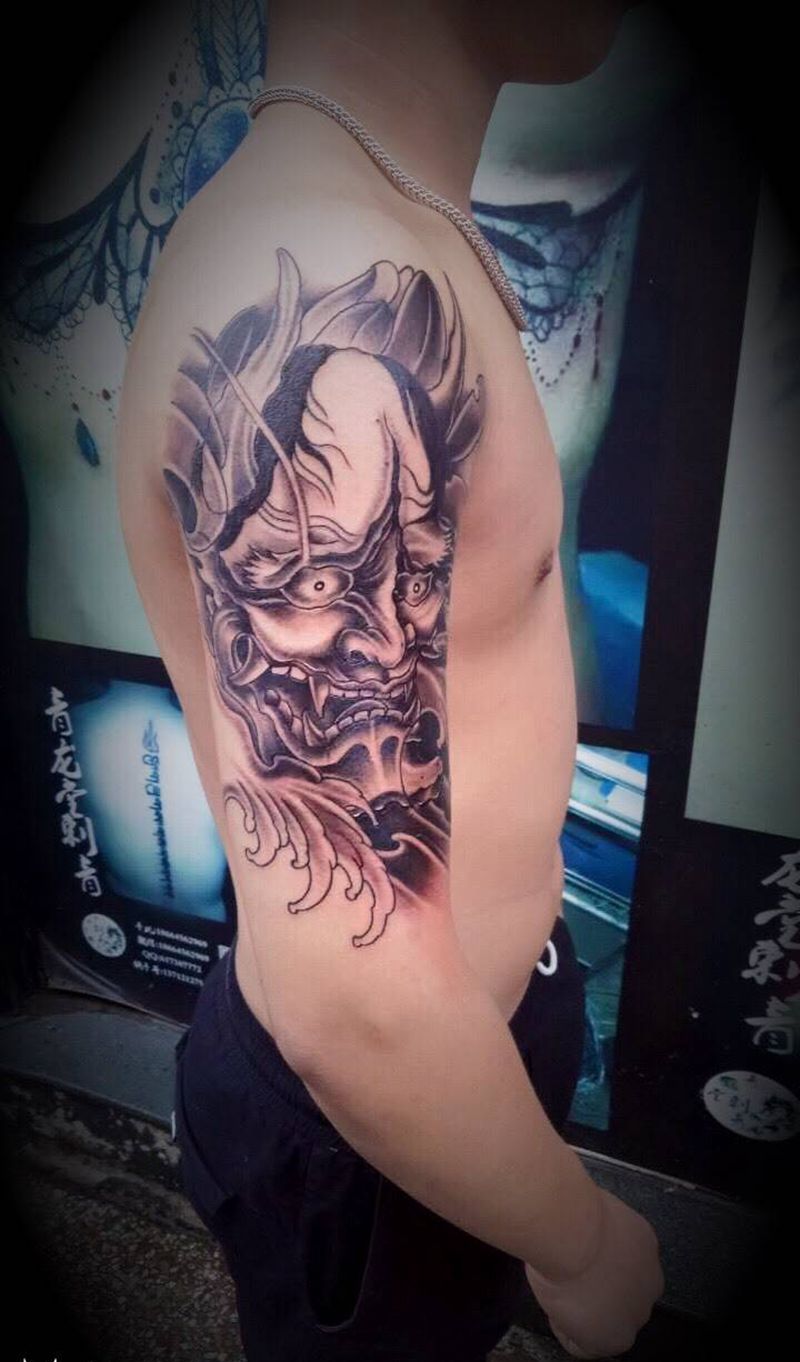 大臂般若纹身图片