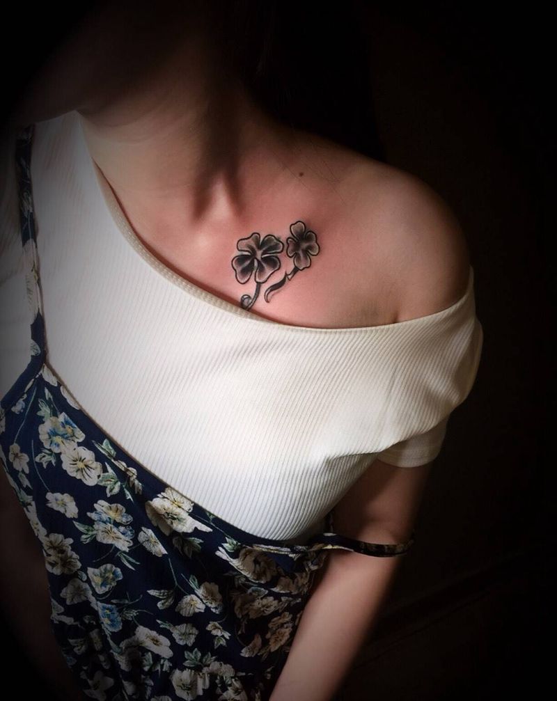 四叶草遮盖纹身图片