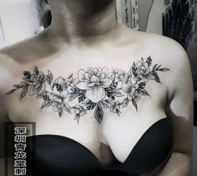 素花纹身图片_颈部胸部纹身图案