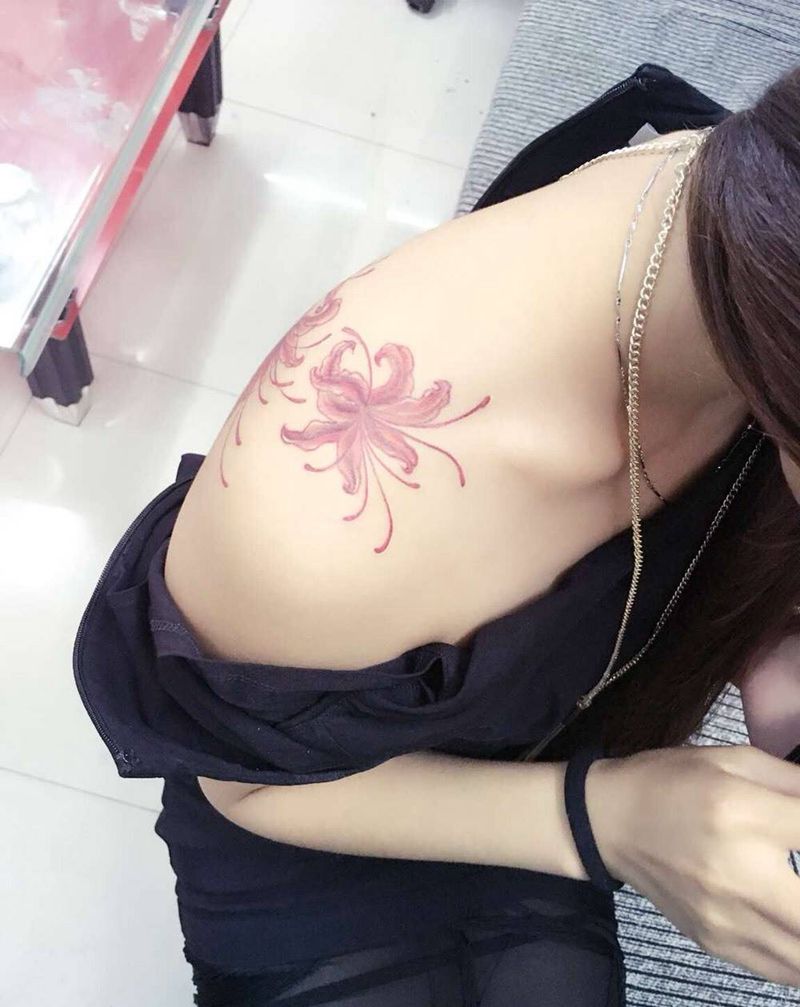 彼岸花纹身图片