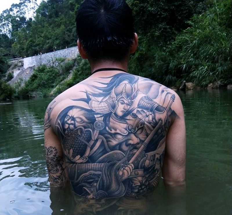 满背赵子龙 买家秀纹身图片_背部新传统赵子龙纹身图案