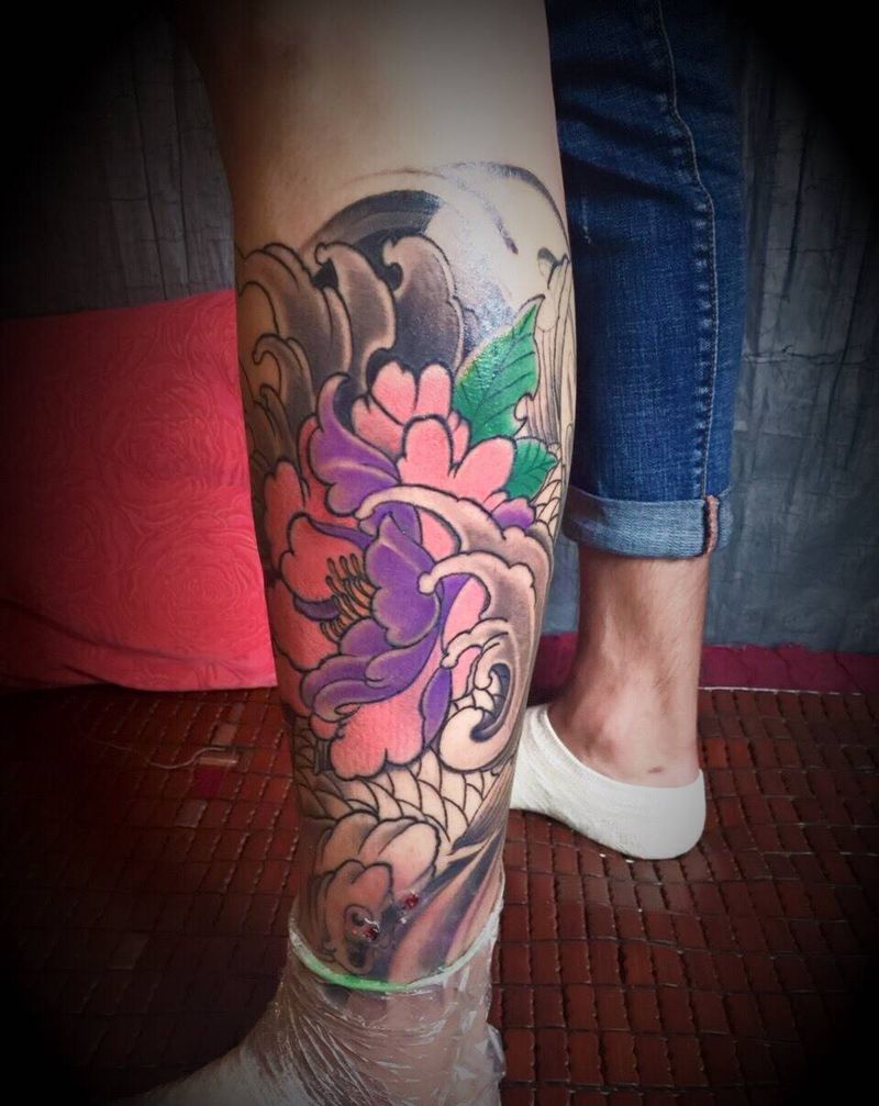 小腿鲤鱼未完纹身图片