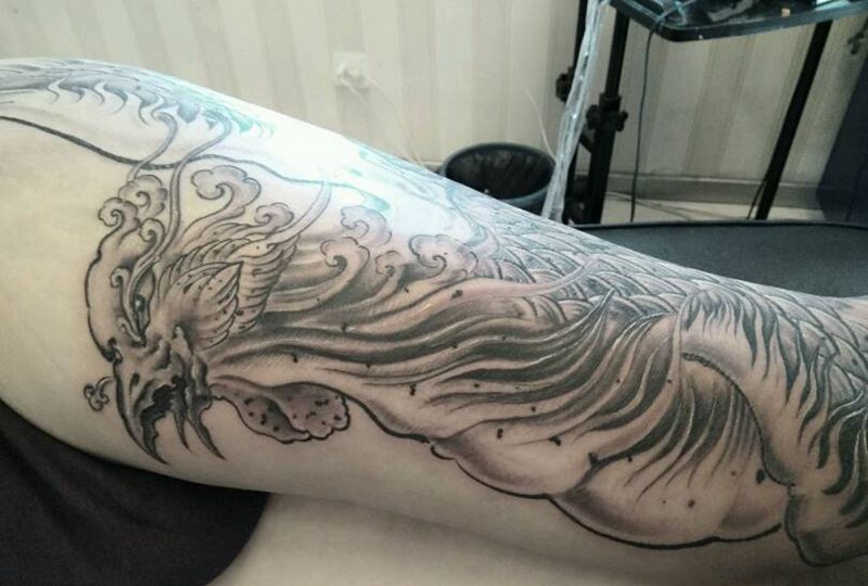 花腿凤凰纹身图片