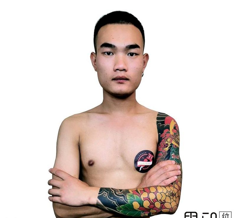 老传统 花臂纹身图片_手臂肩部老传统新传统老传统花臂日式花臂纹身图案