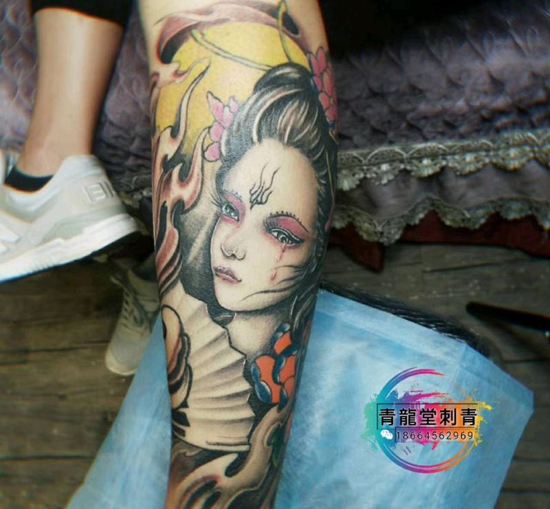 艺妓纹身图片_腿部老传统纹身图案