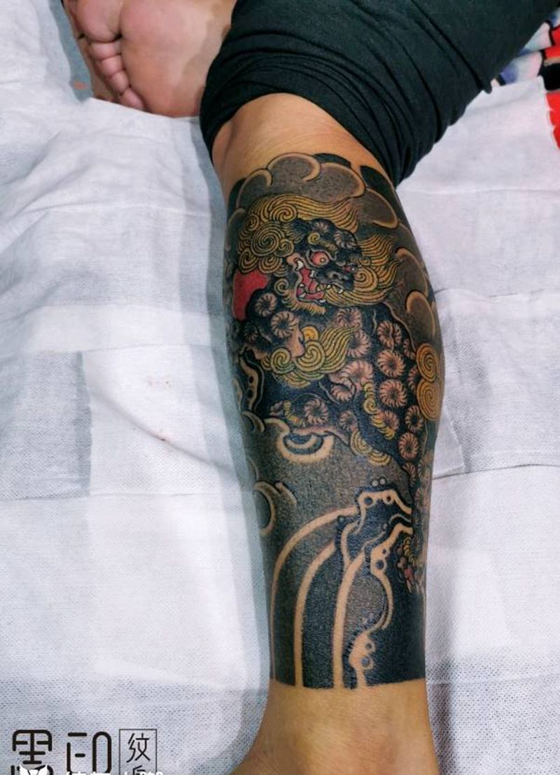 日式 包腿纹身图片_腿部脚部老传统日式包腿日式唐狮子纹身图案