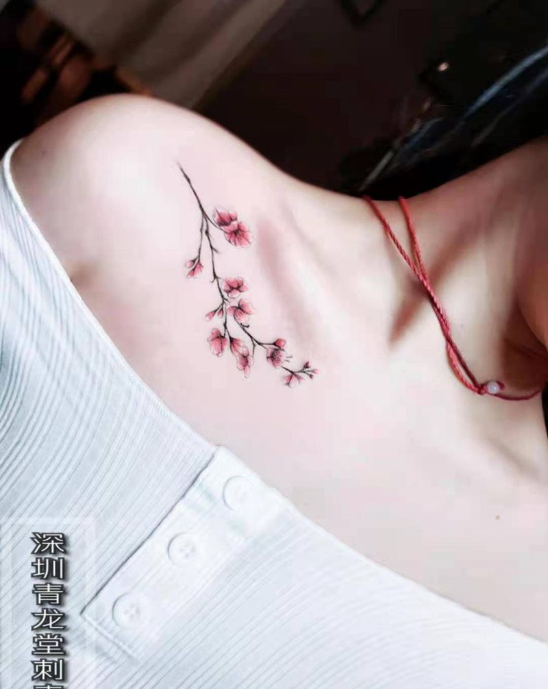 一组小活纹身图片_手臂胸部纹身图案