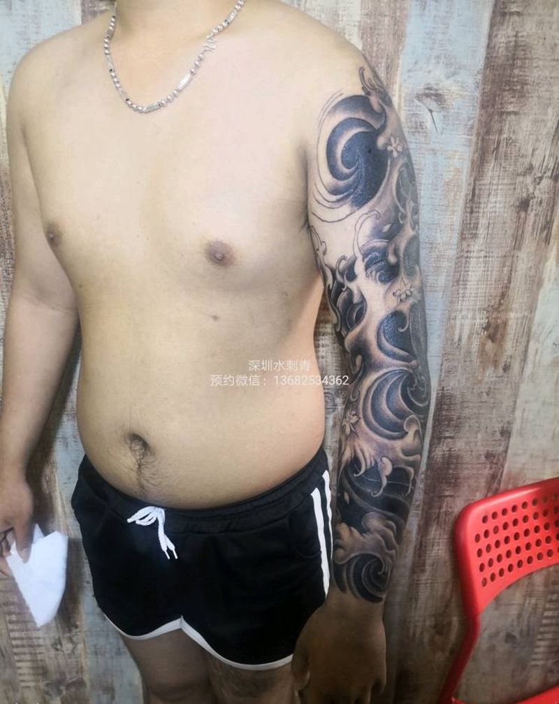 日式花臂未完成纹身图片_手臂纹身图案