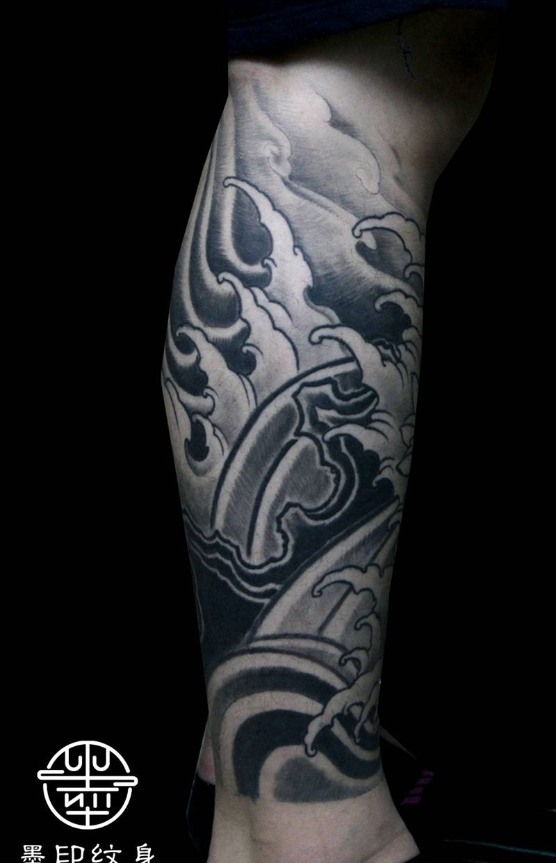 包腿水浪纹身图片_脚部腿部新传统老传统包腿水浪牡丹包腿纹身图案
