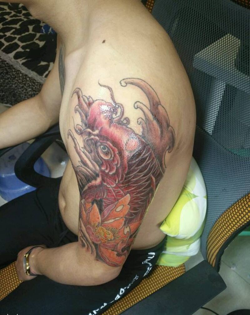 鲤鱼彩色纹身图片