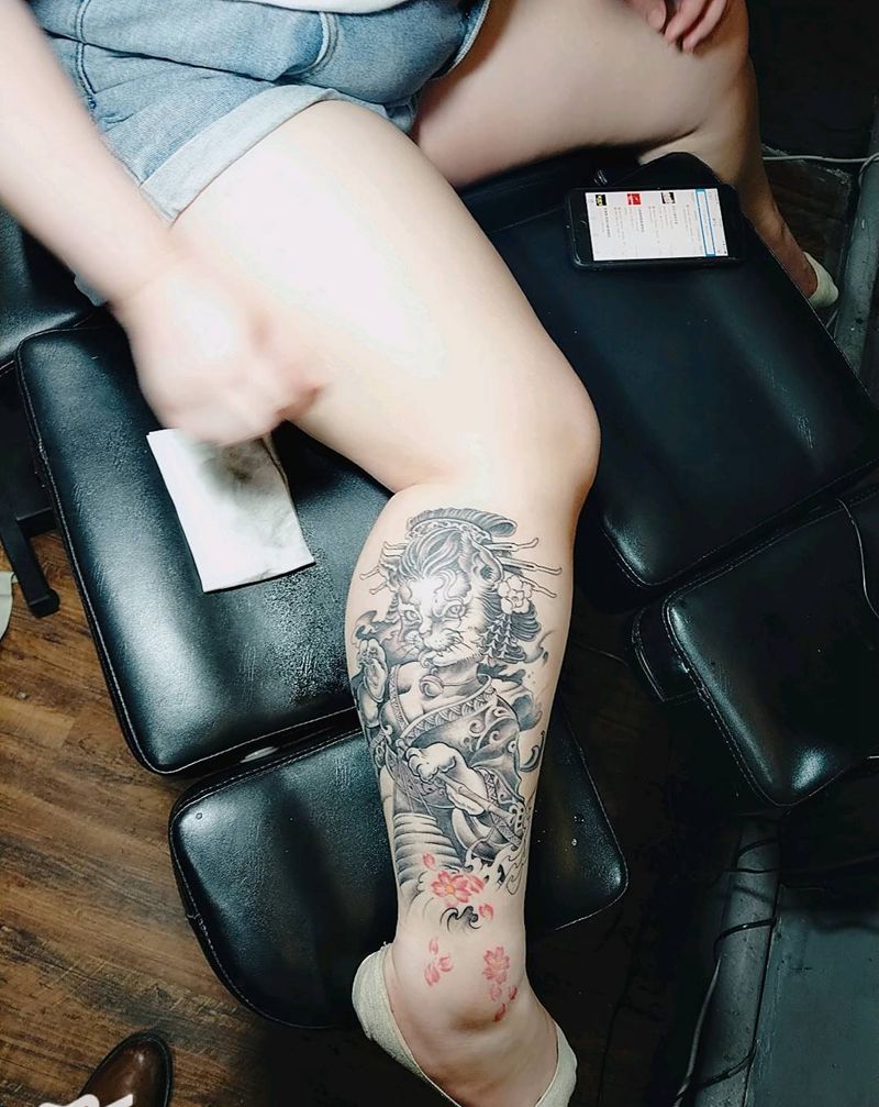 猫妖加英文纹身图片