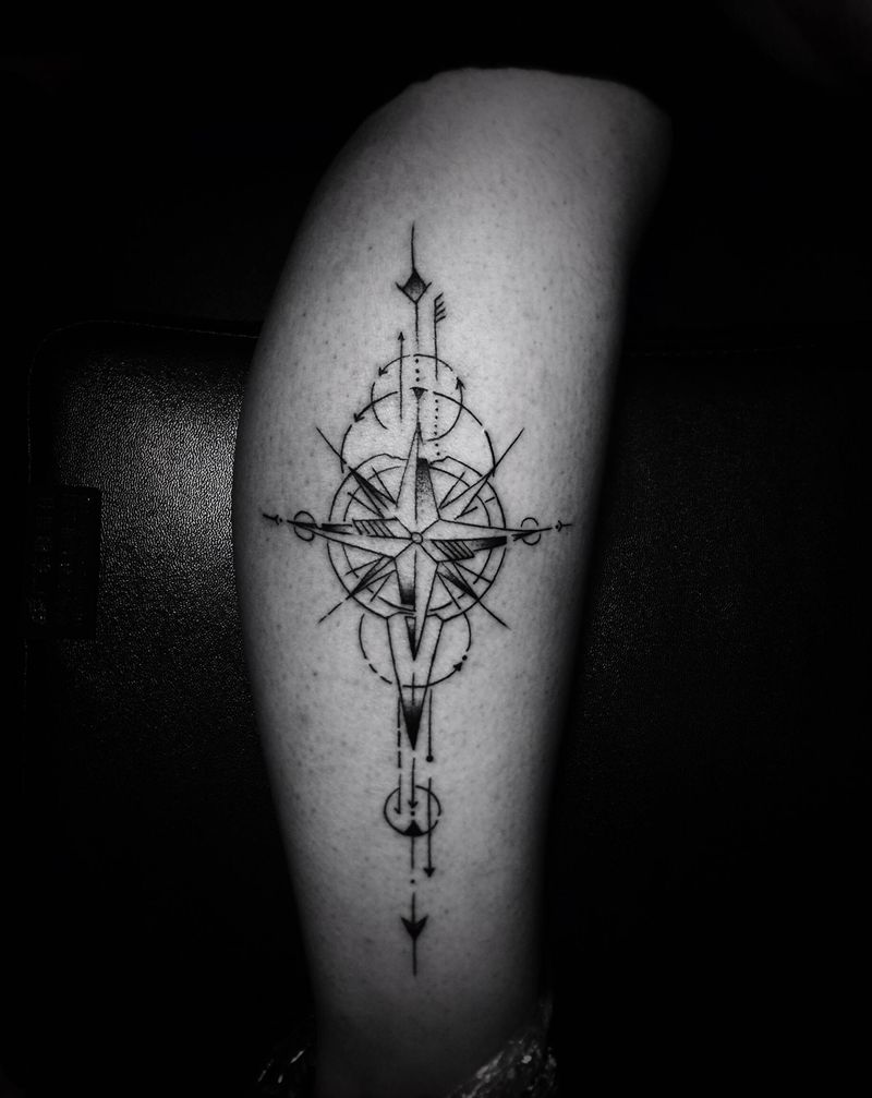 人生几何，对酒当歌纹身图片_腿部纹身图案