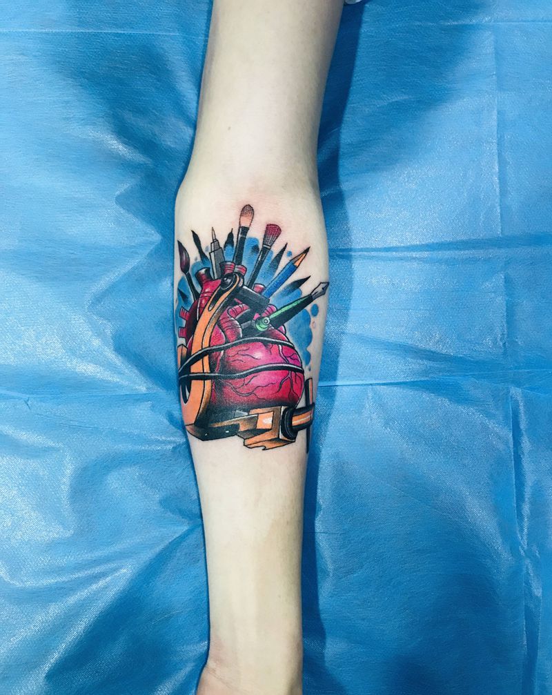 纹身机题材纹身图片_手臂纹身图案