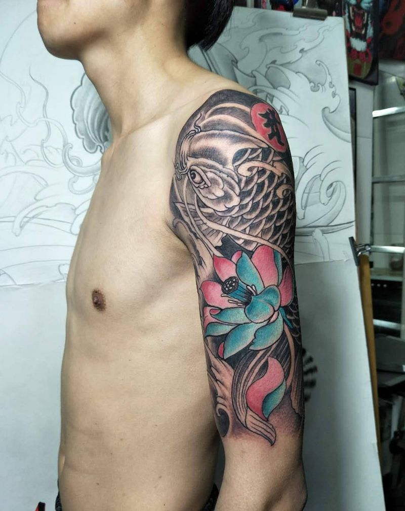 包鲤鱼掩盖纹身图片_飞扬纹身图案