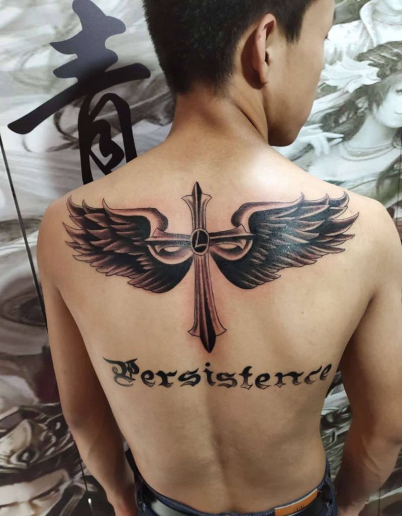翅膀纹身图片_背部纹身图案