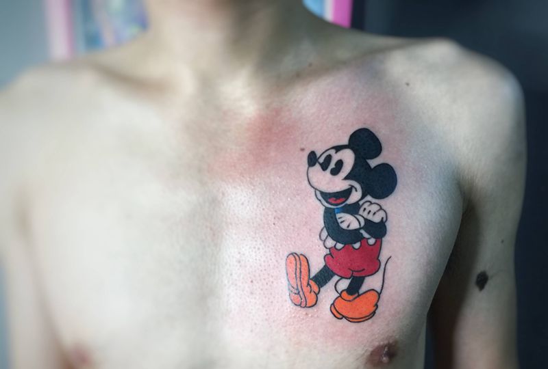 过儿童节纹身图片_胸部纹身图案