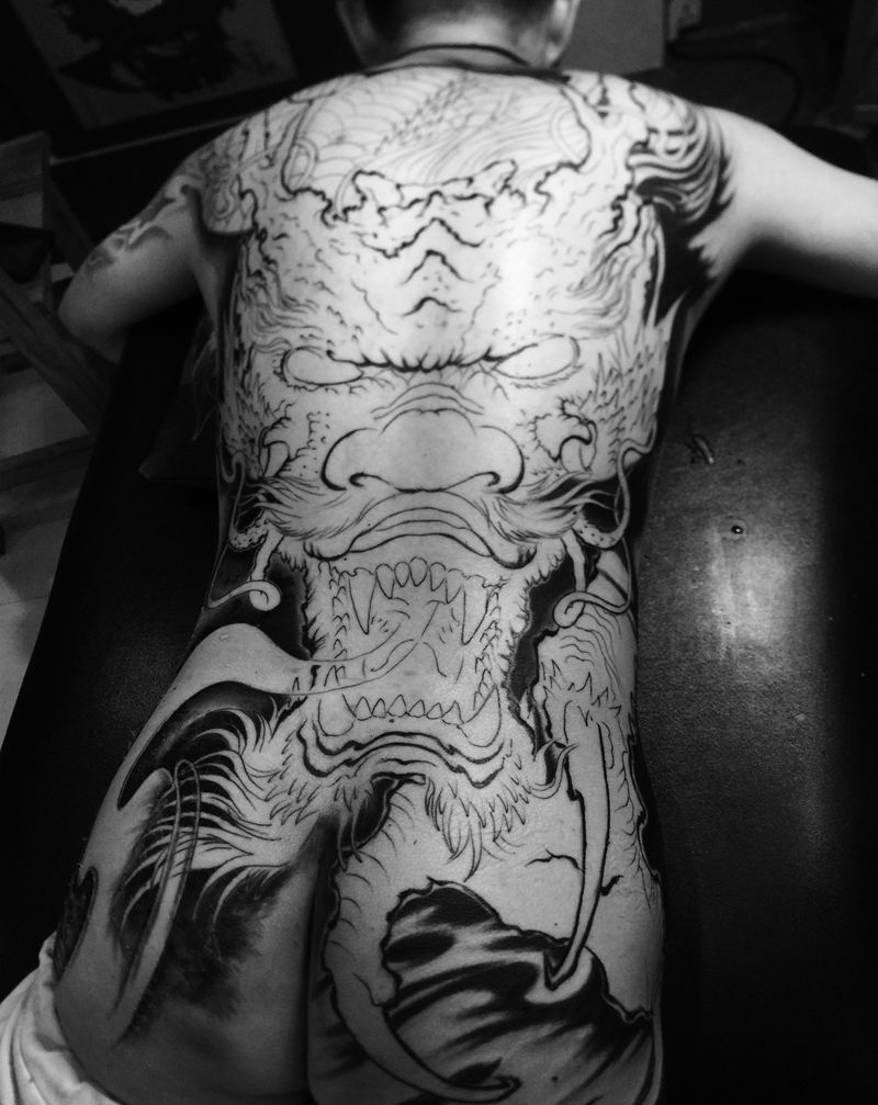 第二回合纹身图片_背部纹身图案