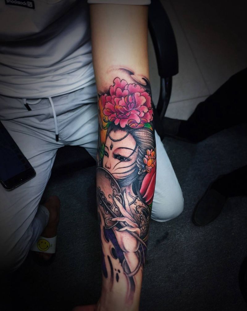 小臂艺妓遮盖疤痕纹身图片