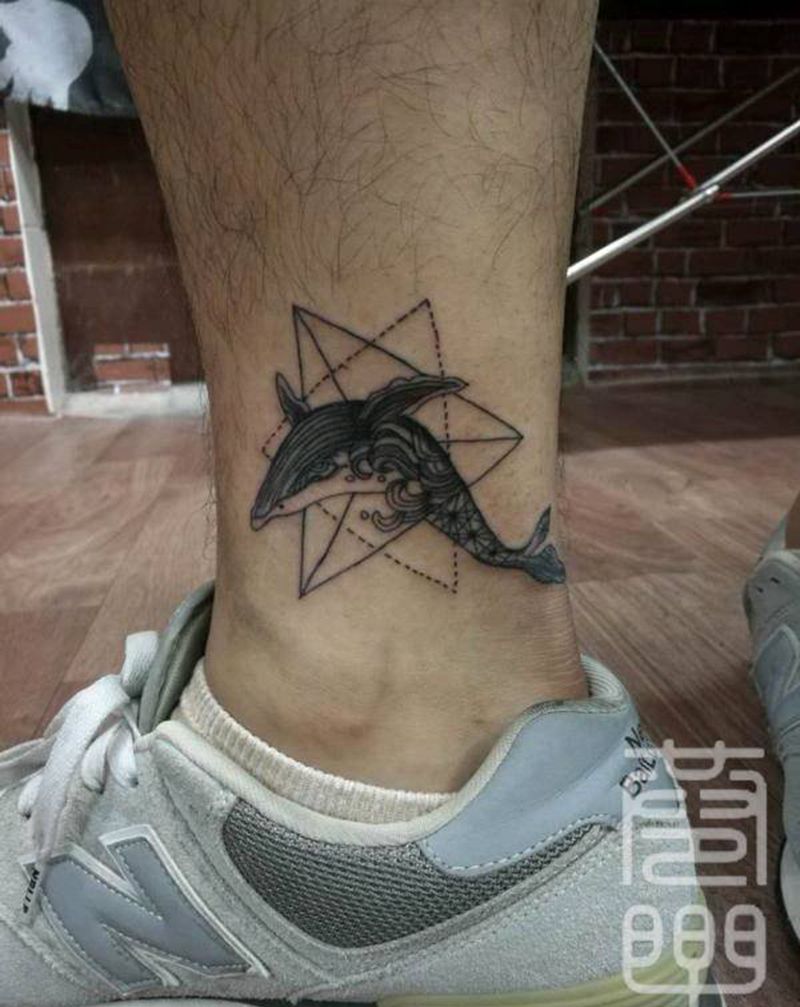 鲸鱼纹身图片
