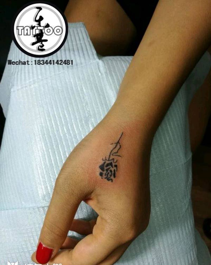 玫瑰花纹身图片