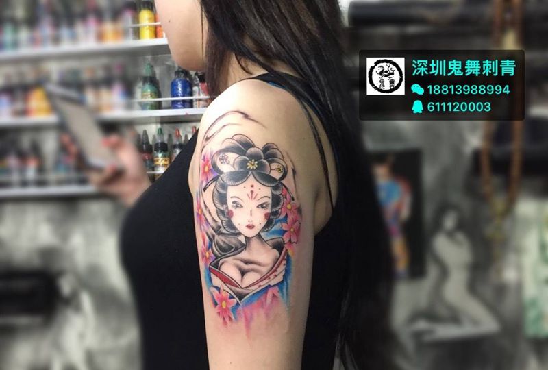 一个集old school、new school，新传统于一身的女子……纹身图片