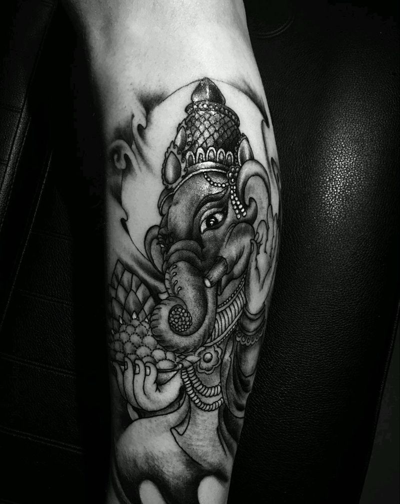 象神纹身图片_腿部传统宗教成品纹身图案