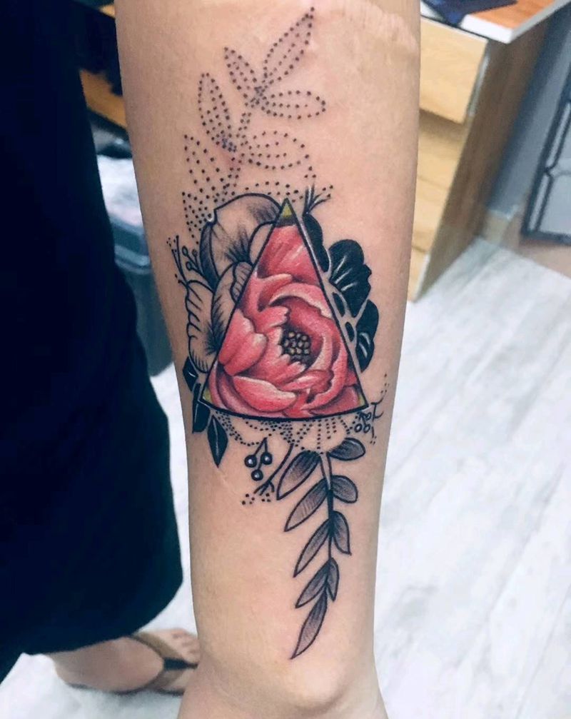 花纹身图片_手臂几何水彩纹身图案