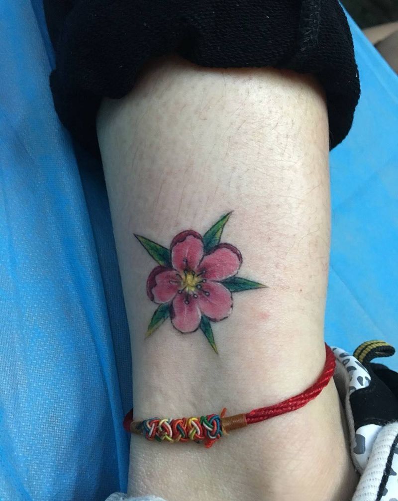 小花纹身图片_成品脚部清新植物纹身图案