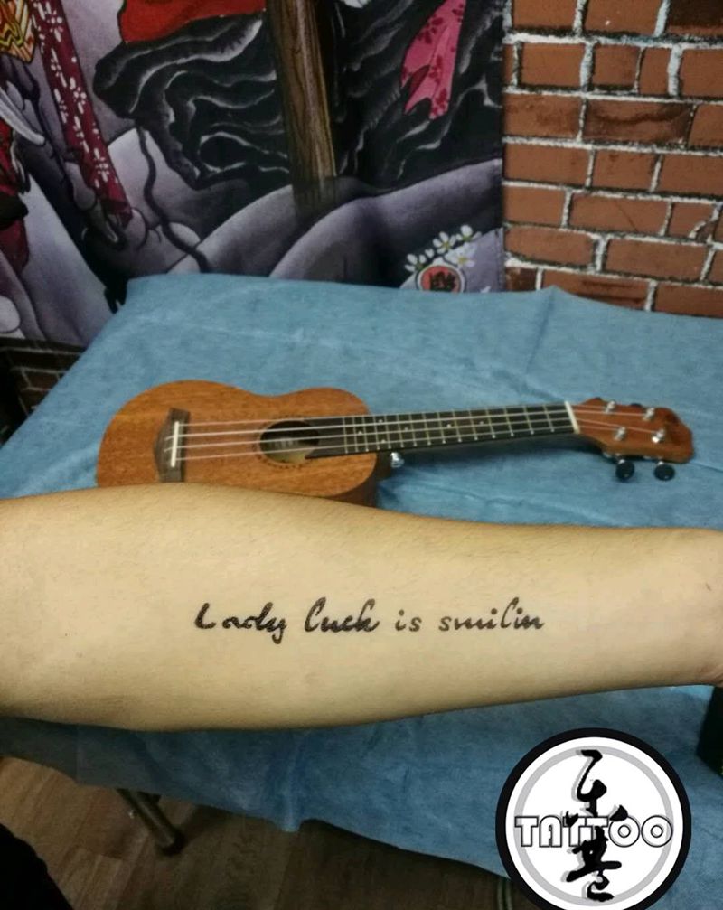 一次性喷绘纹身纹身图片