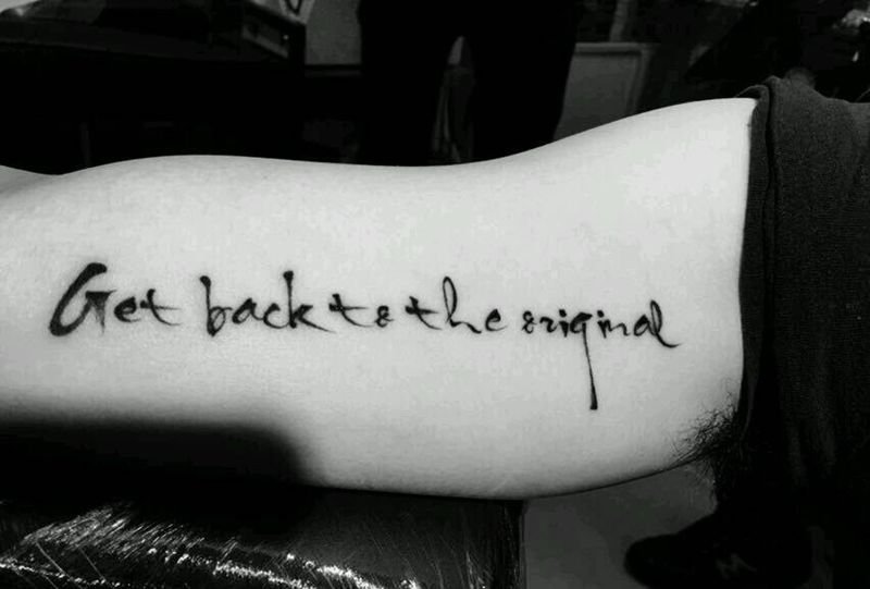 字母纹身图片_手臂清新字符成品纹身图案