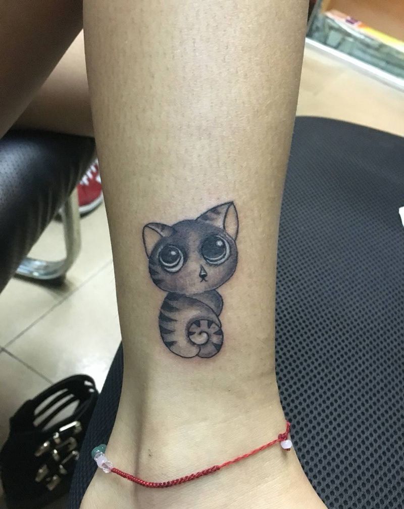 小猫纹身图片_成品脚部清新动物纹身图案