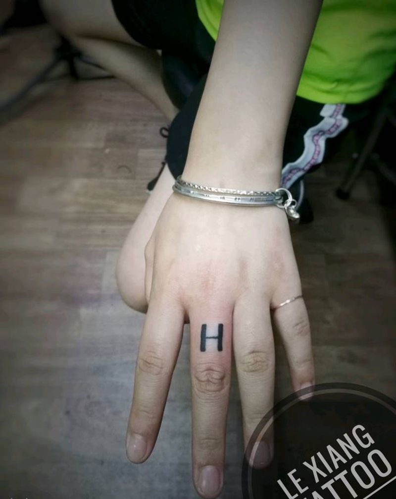 H纹身图片