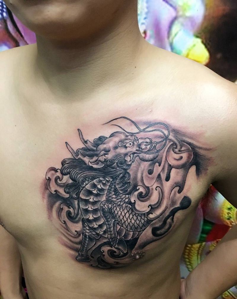 2017纹身图片_成品胸部传统动物纹身图案