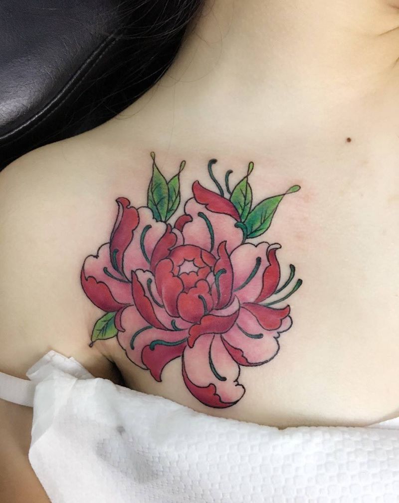 牡丹纹身图片_成品胸部传统植物纹身图案