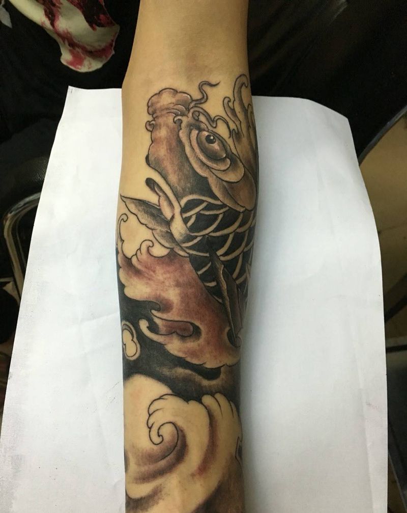 鱼儿，未完成纹身图片_手臂传统纹身图案